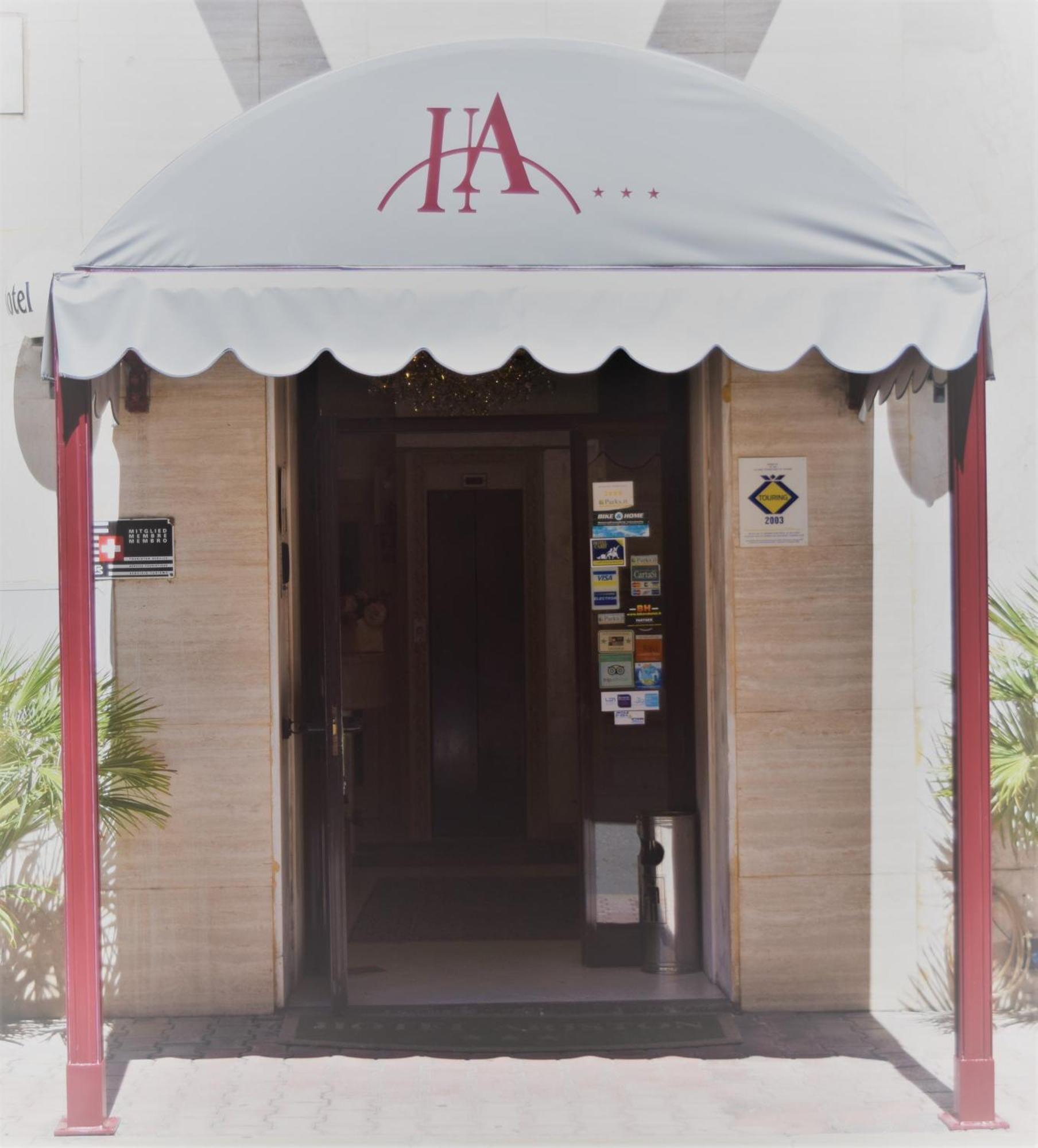 Hotel Ariston Piombino Exterior photo