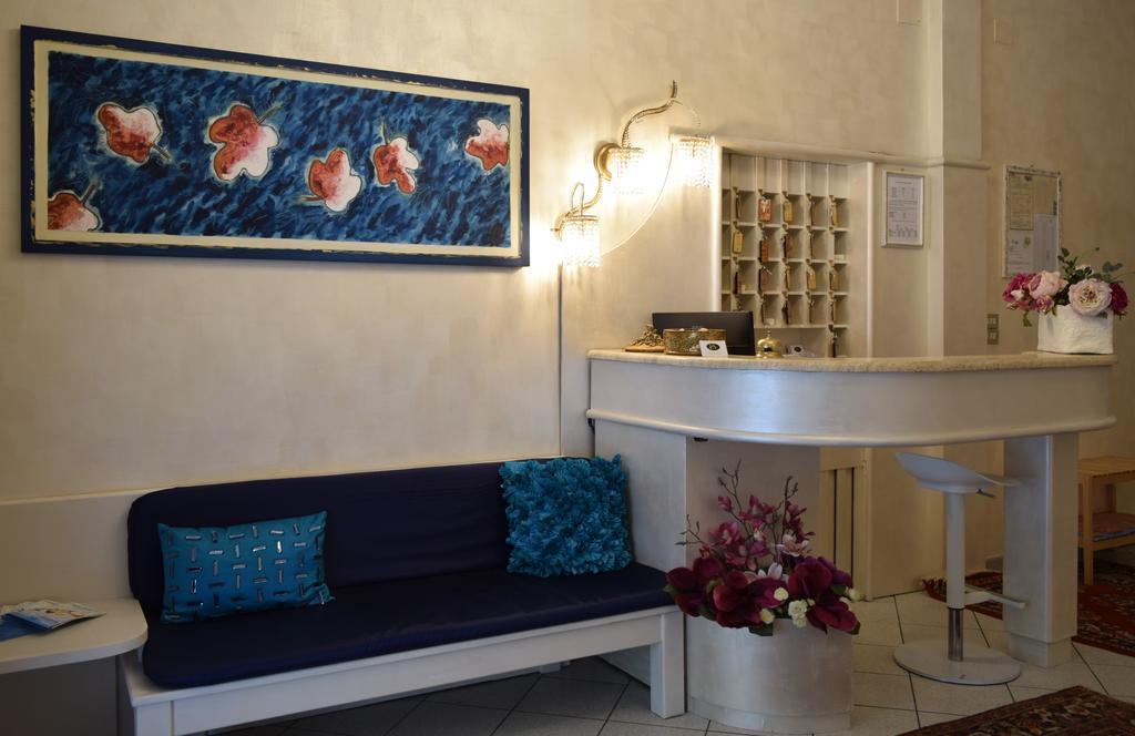 Hotel Ariston Piombino Exterior photo